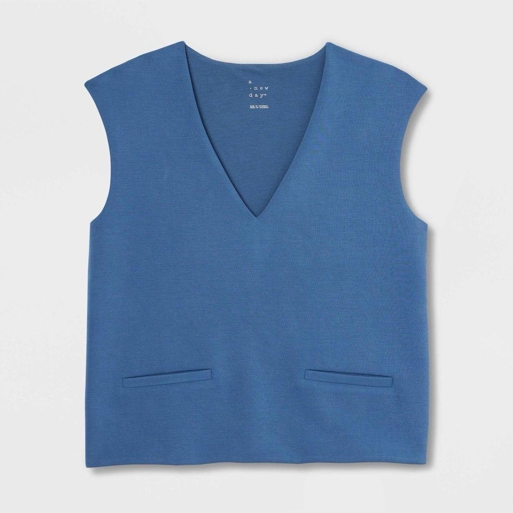 a new day Sky Blue V-Neck Tank Top Size XXL